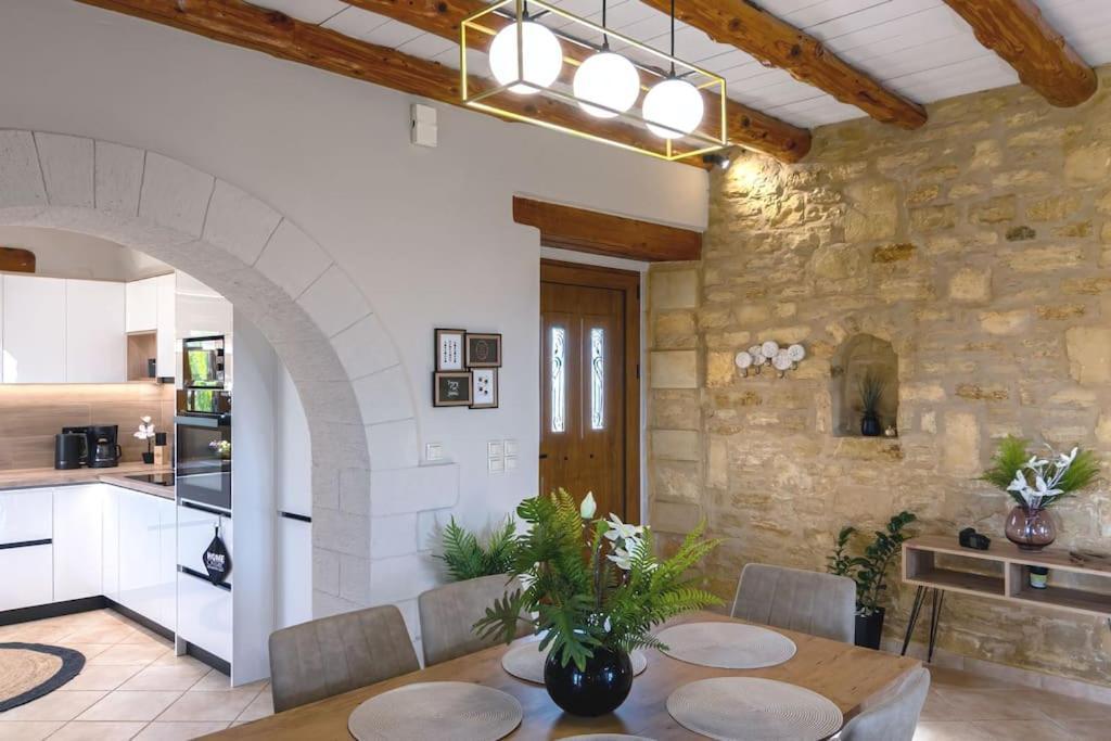 Stone Villa Halepa With Panoramic View. Neon Khorion  Bagian luar foto