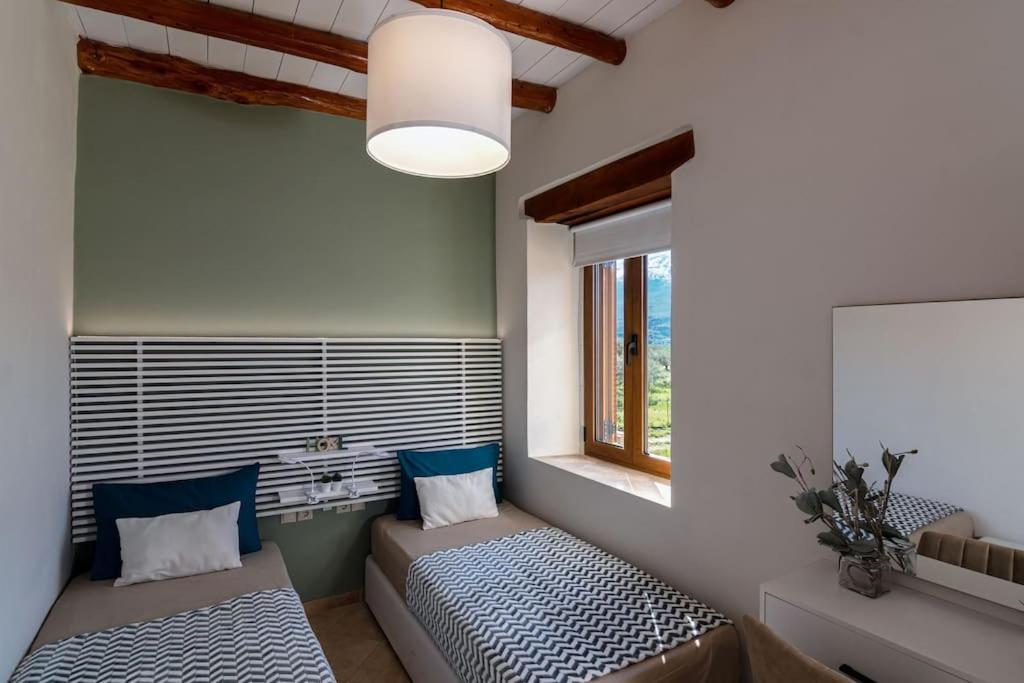 Stone Villa Halepa With Panoramic View. Neon Khorion  Bagian luar foto